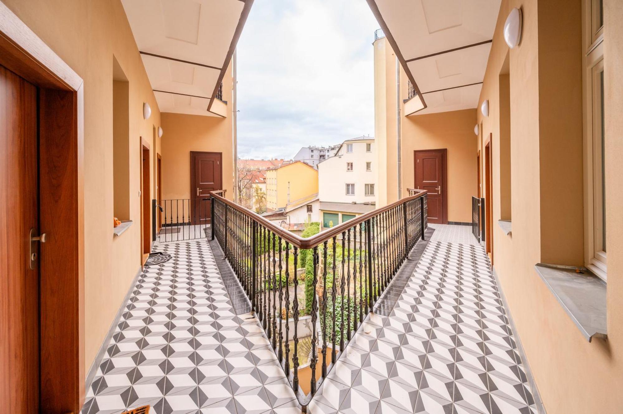 Seifertova Apartments By Willstay Praga Zewnętrze zdjęcie